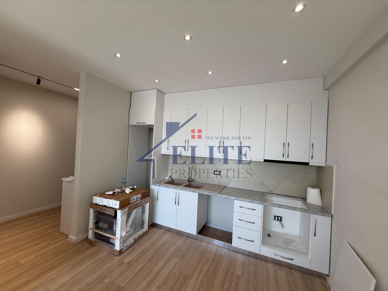Fusha e Aviacionit, apartament 1+1 me qira