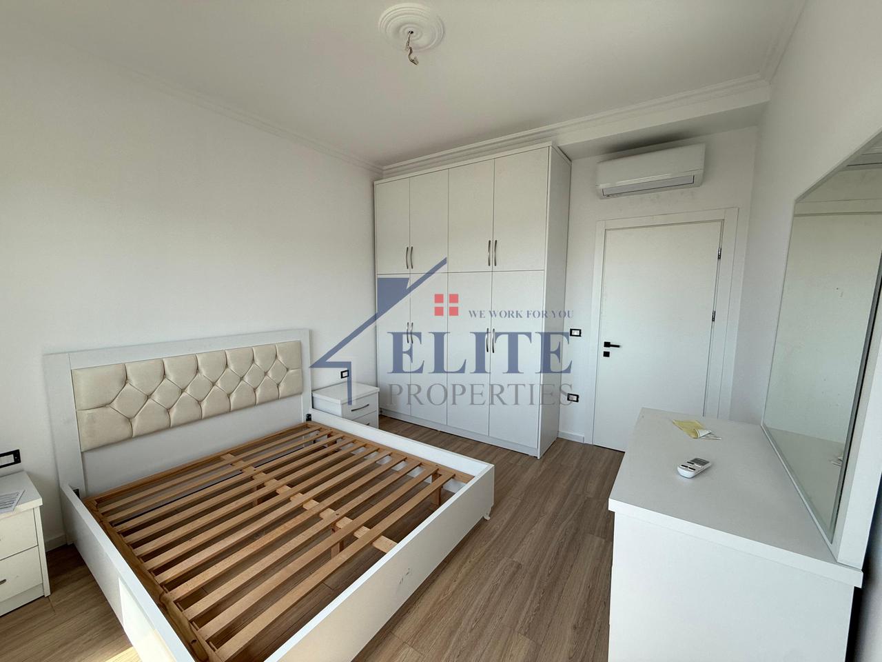 Fusha e Aviacionit, apartament 1+1 me qira