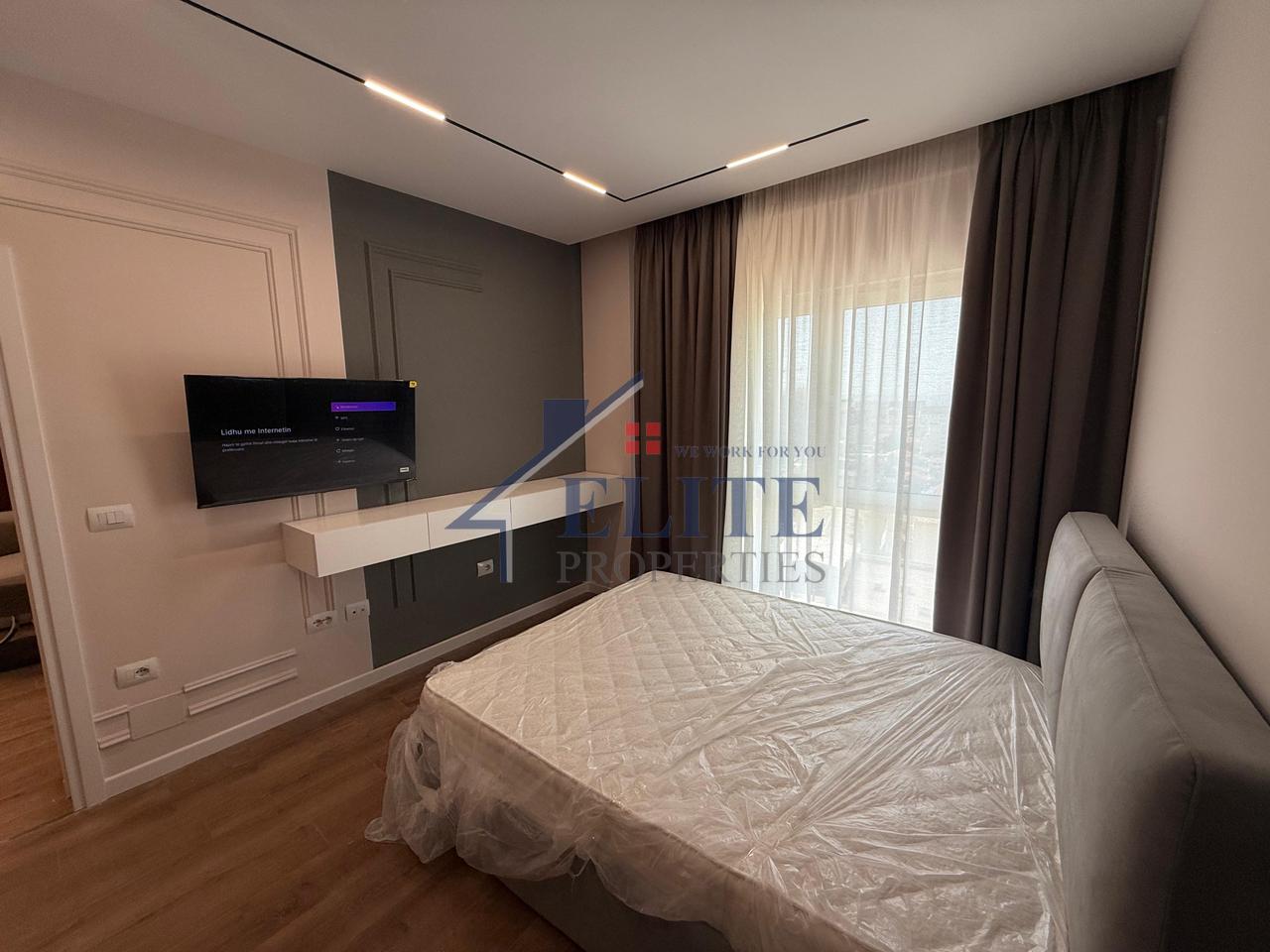 Zogu i Zi, two bedroom apartment for rent