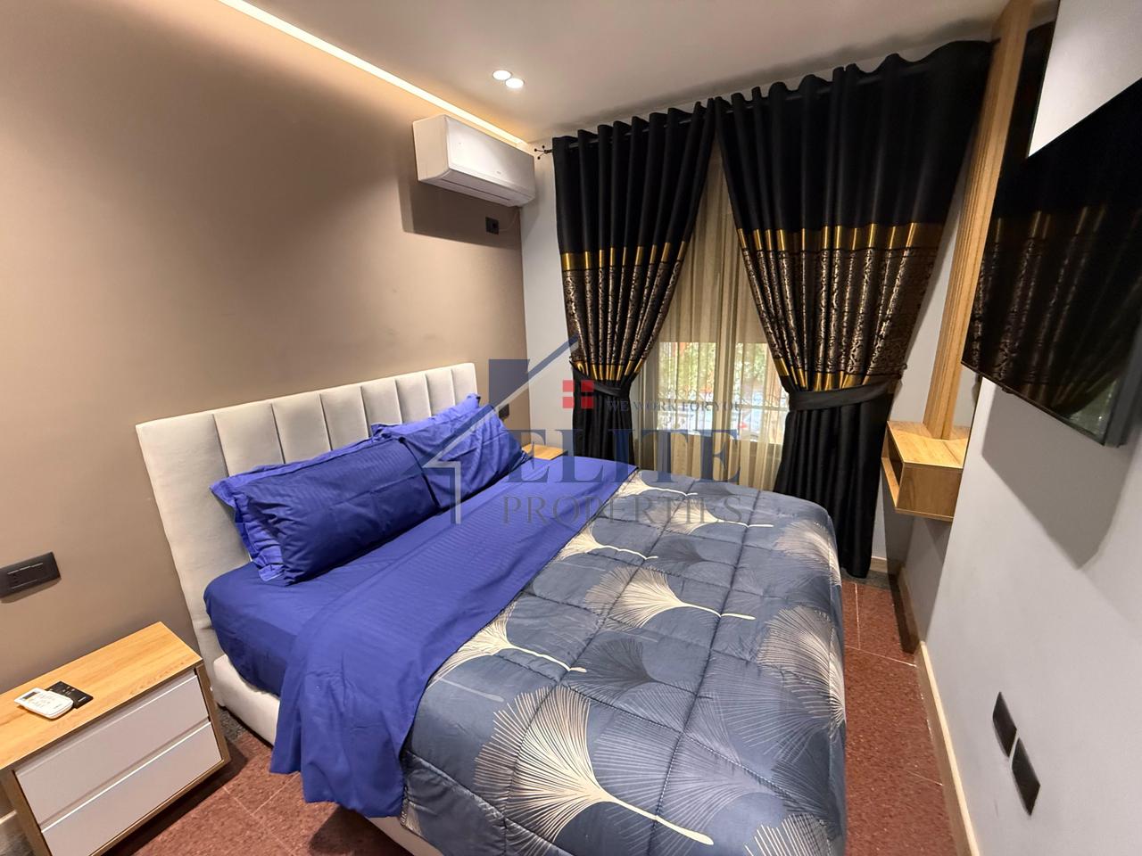 Pallatet Shallvare, appartamento con una camera da letto in affitto