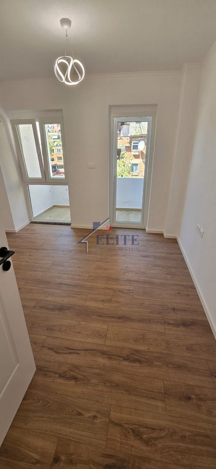 21 Dhjetori, two bedroom apartment for sale