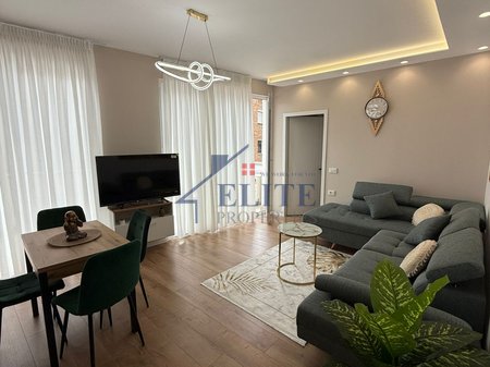 Barrikadave Street, appartamento con due camere da letto in affitto
