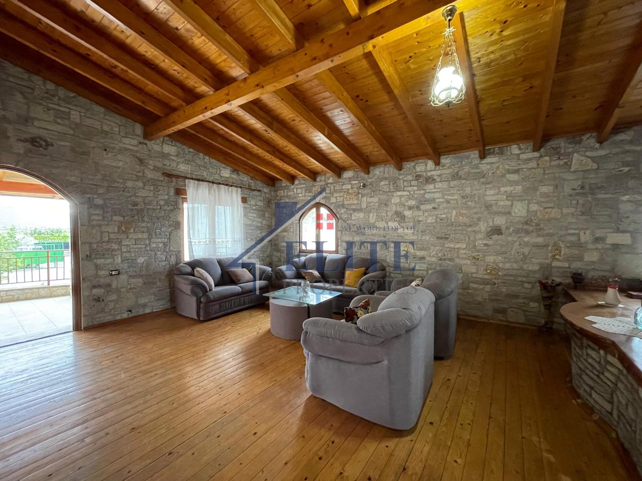 Near Lake Paskuqan, 2nd floor of a villa for rent
