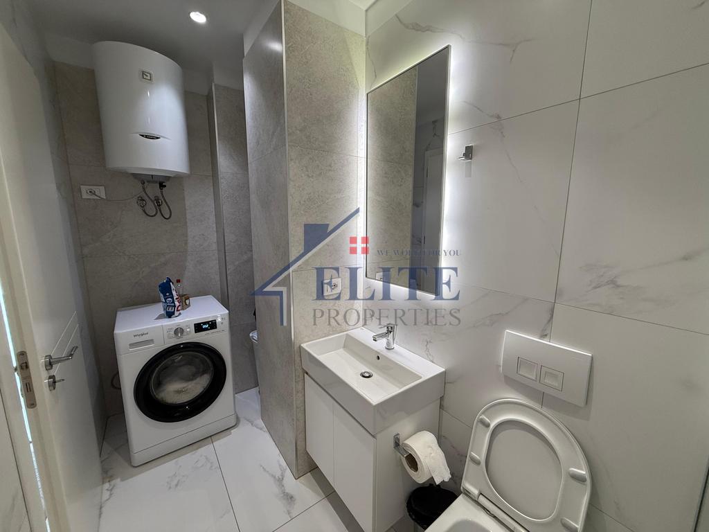 Vila L, Astir, apartament 1+1 me qira