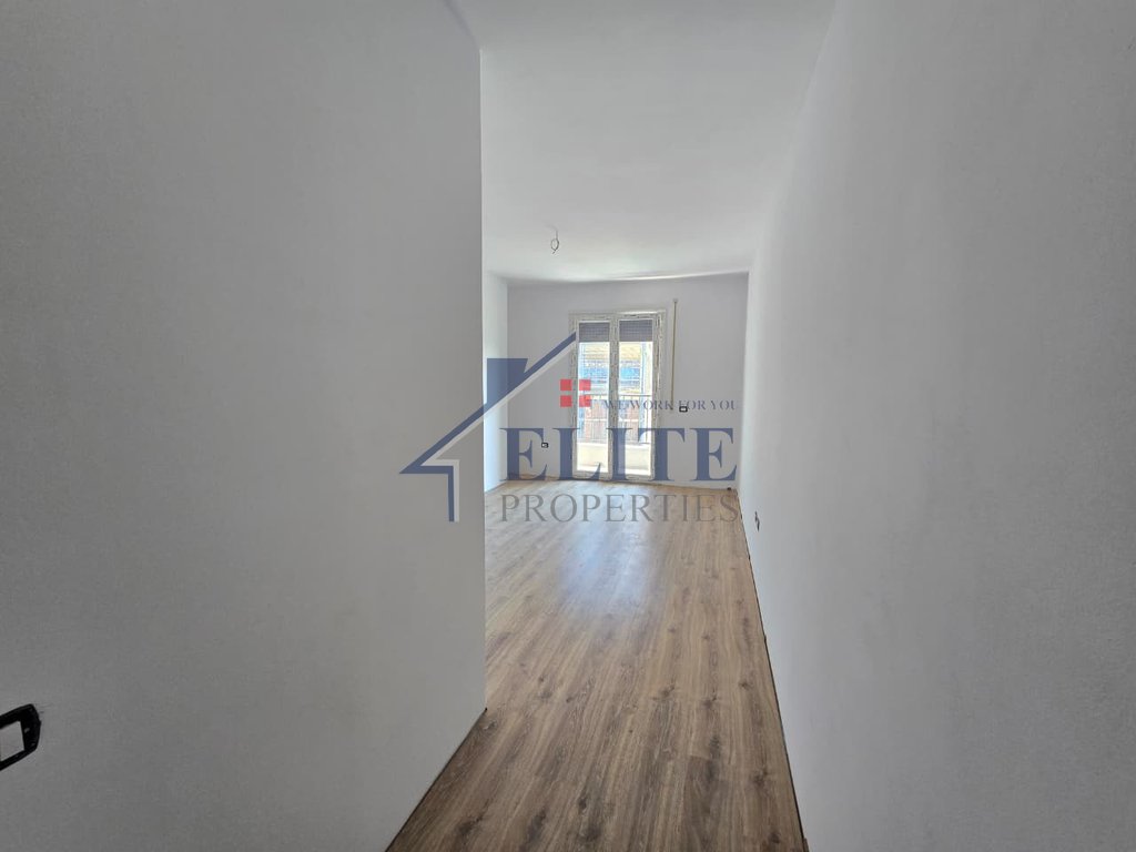 Color Splash Paskuqan, apartament 1+1 në shitje