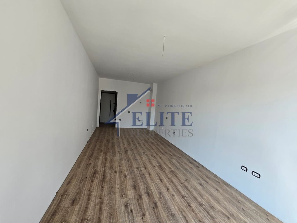 Color Splash Paskuqan, apartament 1+1 në shitje