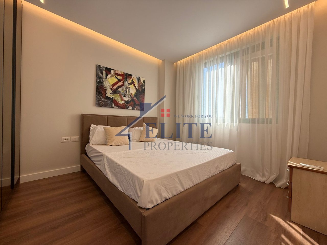Pazari i ri, two bedroom apartment for rent