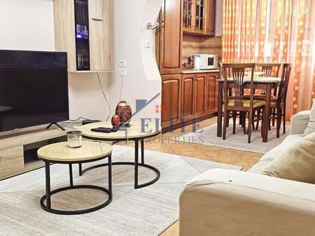 Apartament 2+1 me Qira – Rruga Myslym Shyri, përballë Bocconcino
