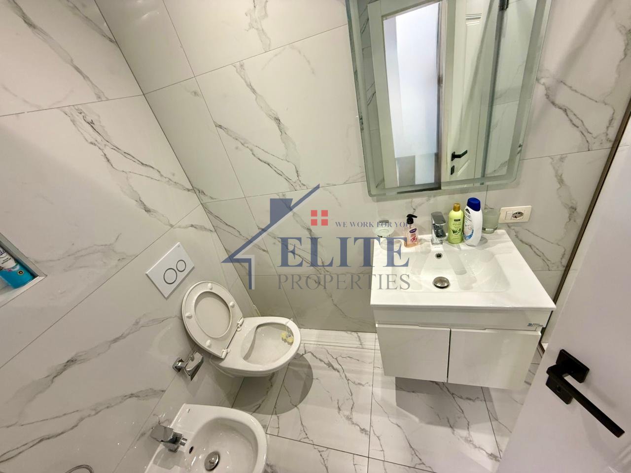 Rruga e Kosovareve, apartament 1+1 me qira