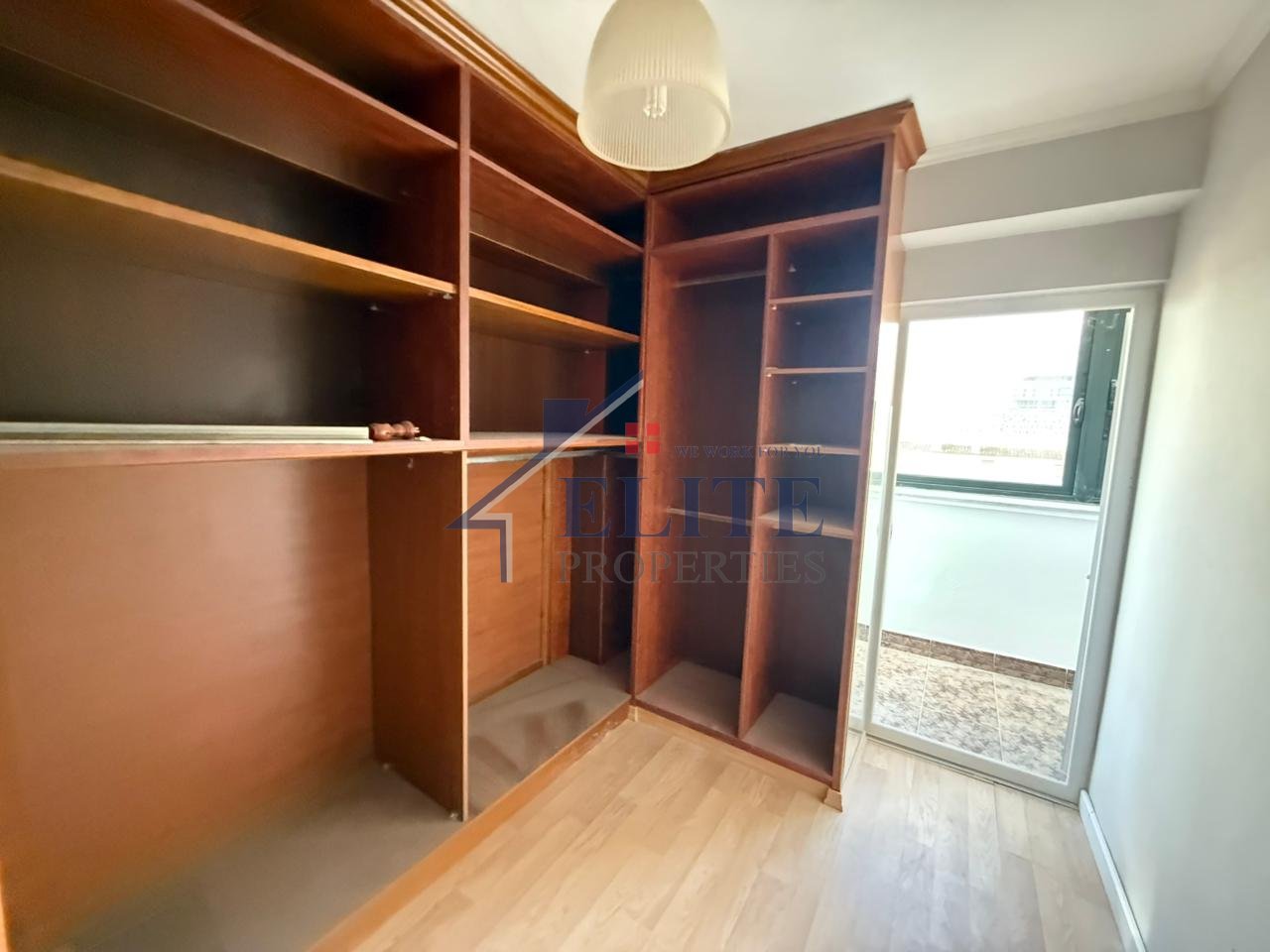 Bllok, duplex me qira