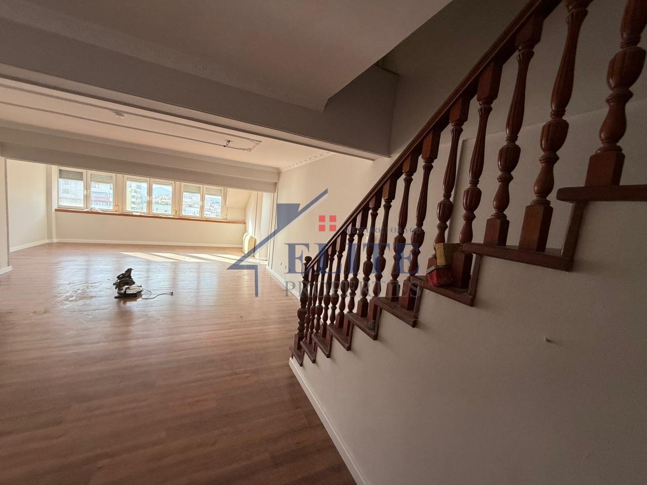 Bllok, duplex me qira