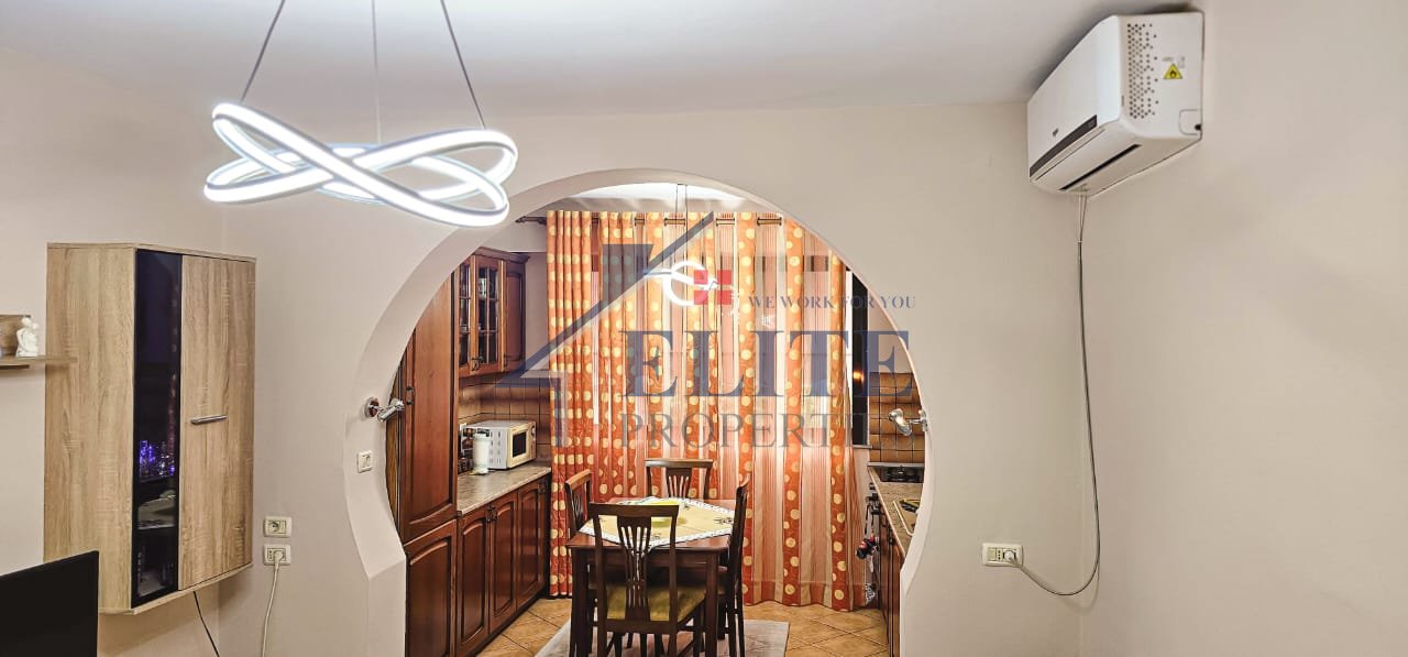 Apartament 2+1 me Qira – Rruga Myslym Shyri, përballë Bocconcino