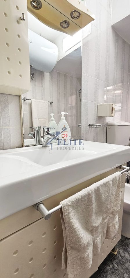 Apartament 2+1 me Qira – Rruga Myslym Shyri, përballë Bocconcino