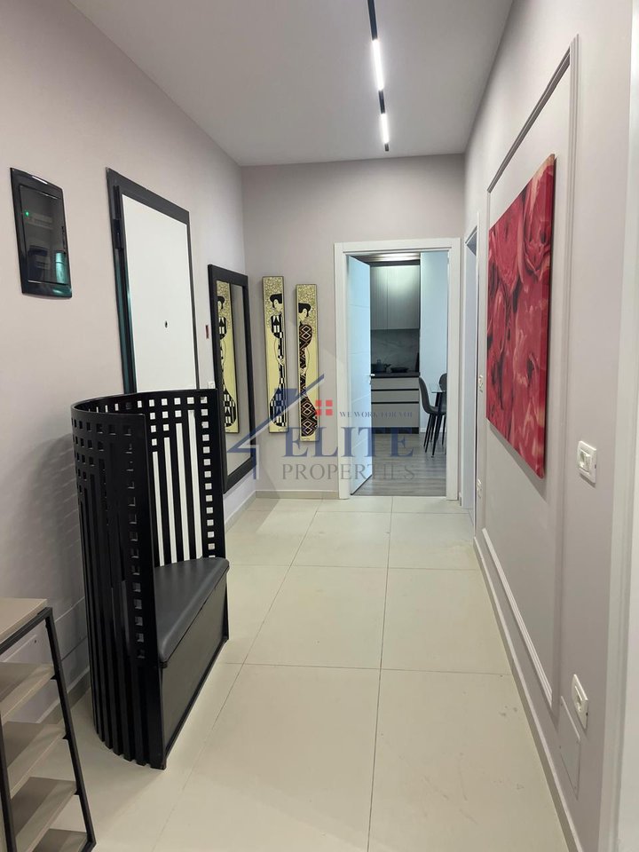 Ish Fusha e Aviacionit, apartament 2+1 për qira