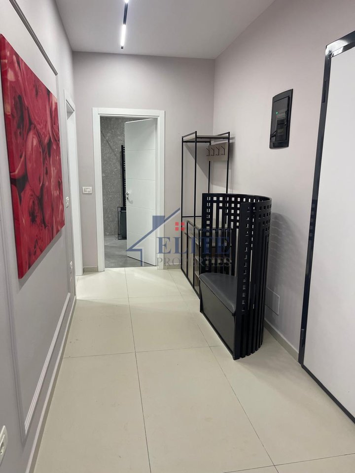 Ish Fusha e Aviacionit, apartament 2+1 për qira