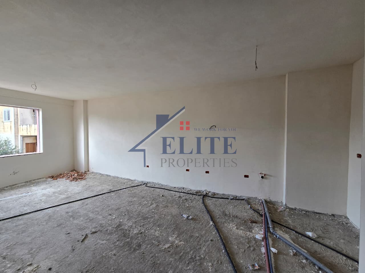 Majestic Residence Paskuqan, appartamento con una camera da letto in vendita