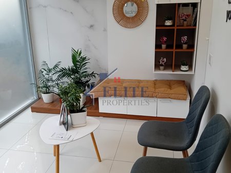 Xhamlliku, shop for rent