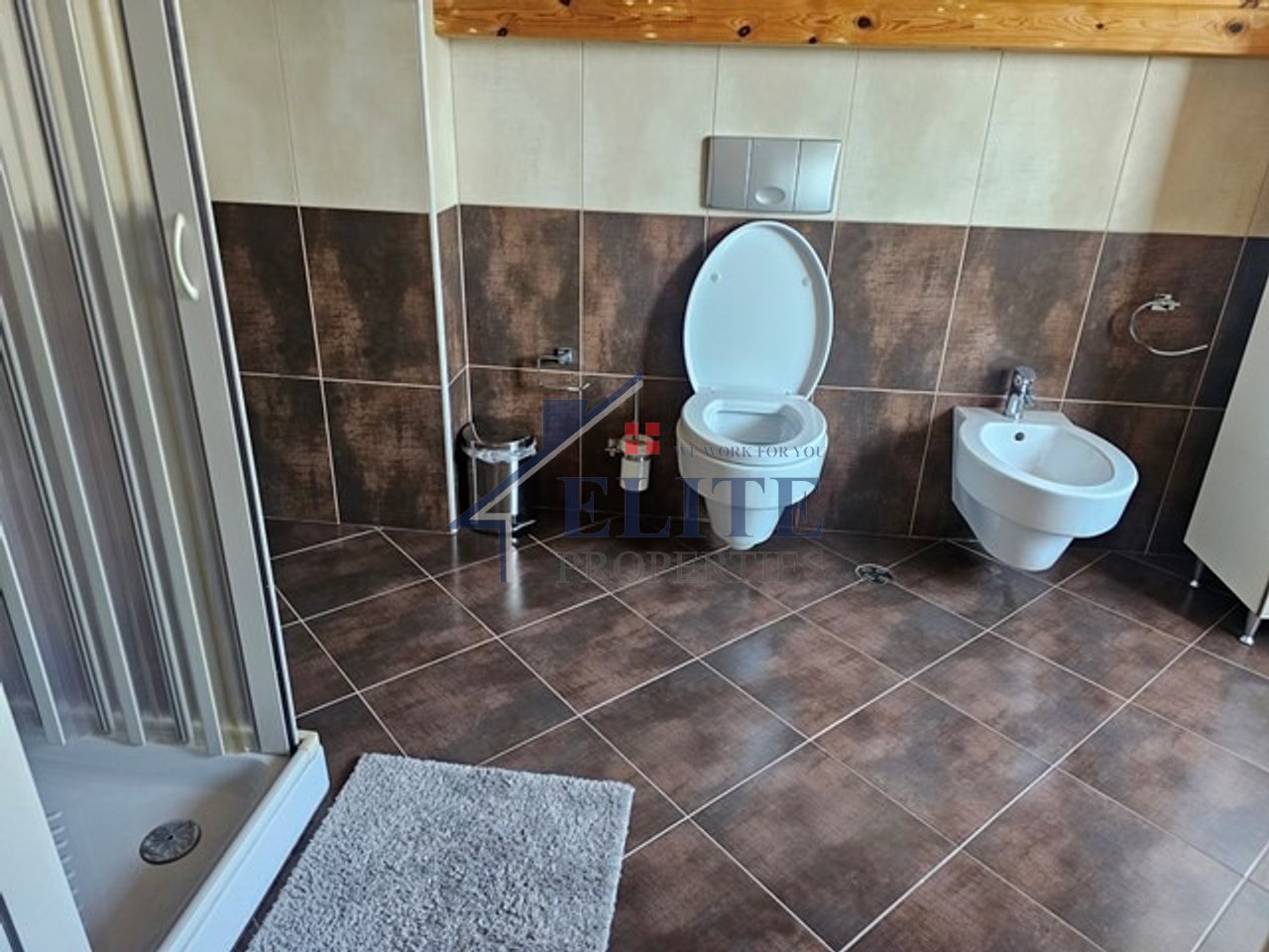 Pranë TEG, vile moderne me qira