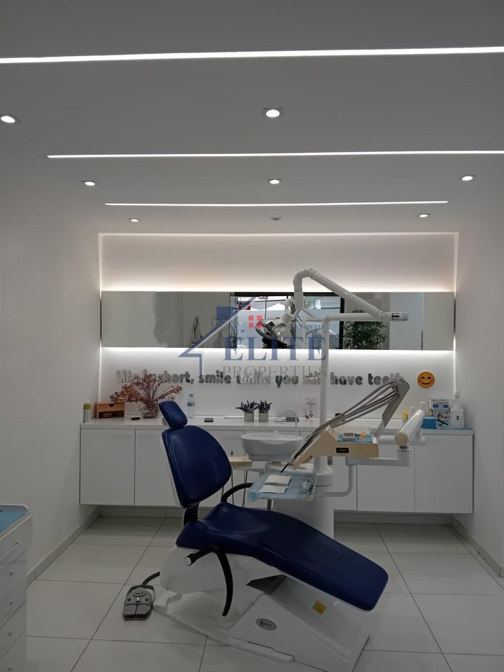 Xhamlliku, shop for rent