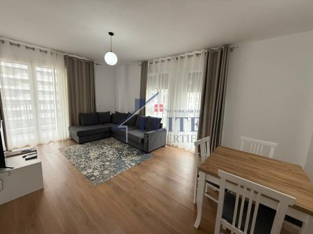 Trio Tower, Tirana – modern 2+1 apartment for rent