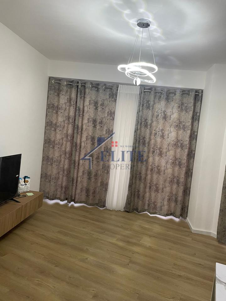 Astir, apartament 2+1 me qira