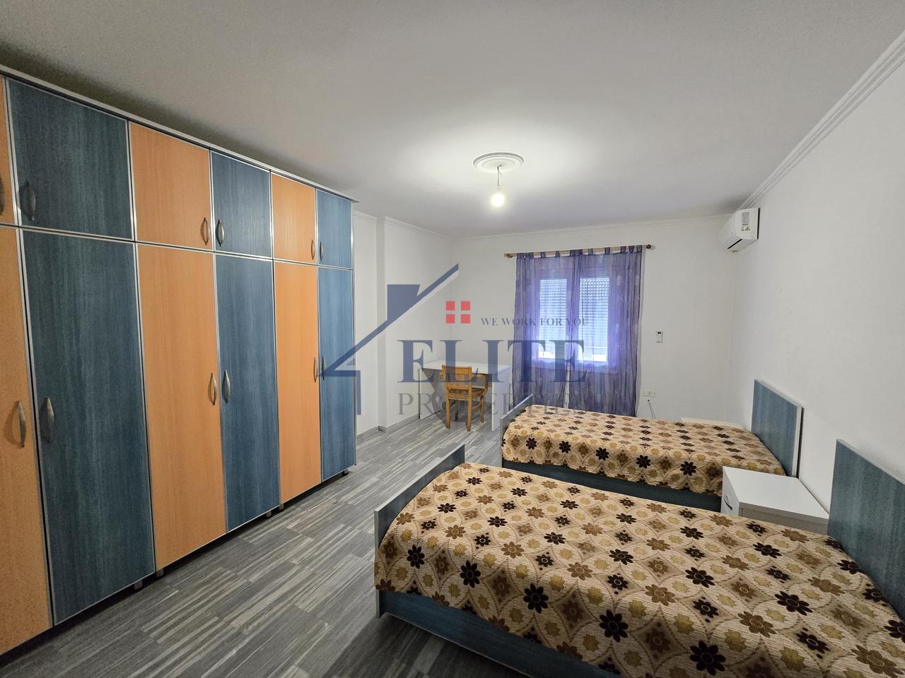 Laprakë, 2+1 apartment for rent