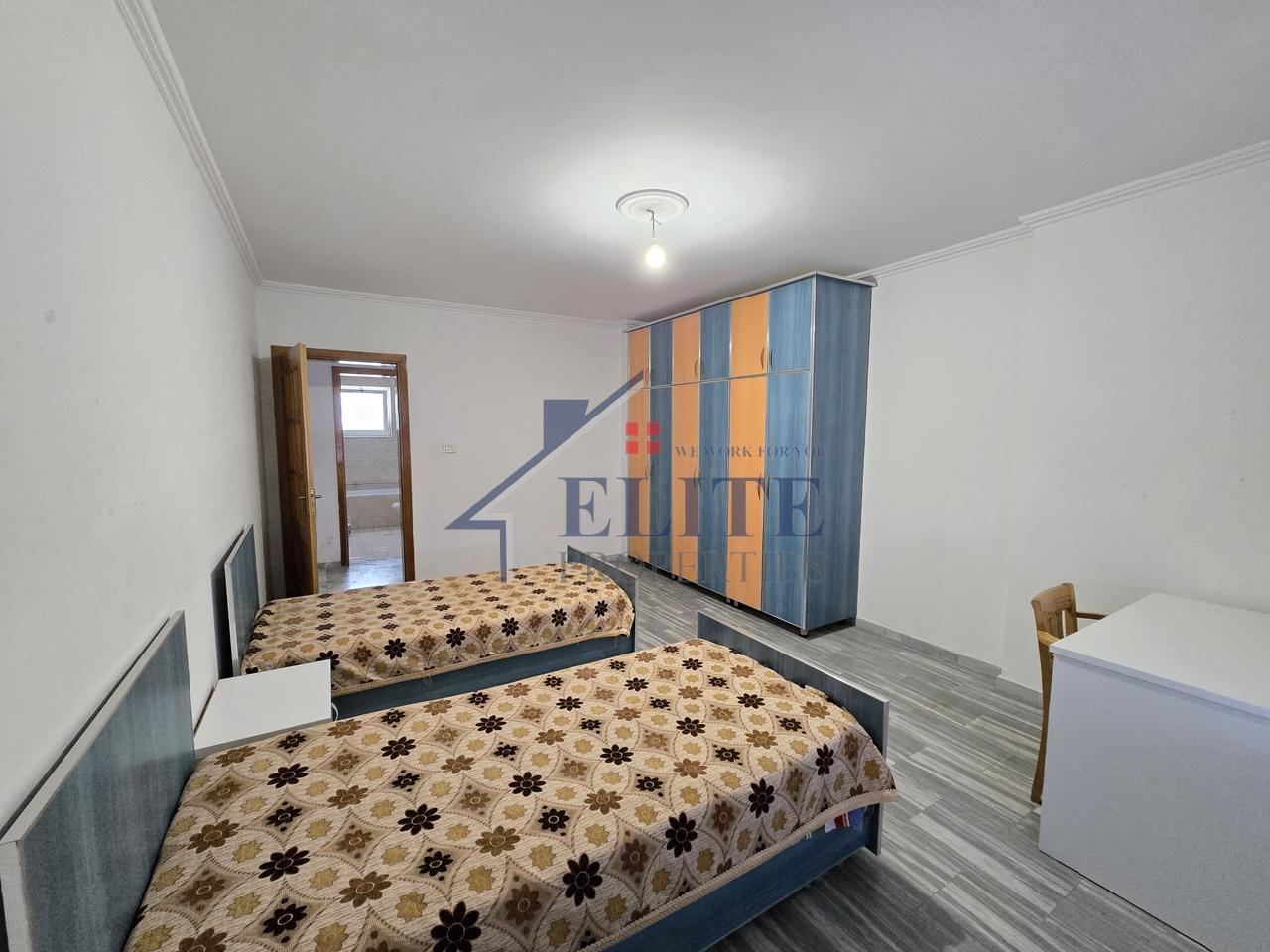 Laprakë, 2+1 apartment for rent
