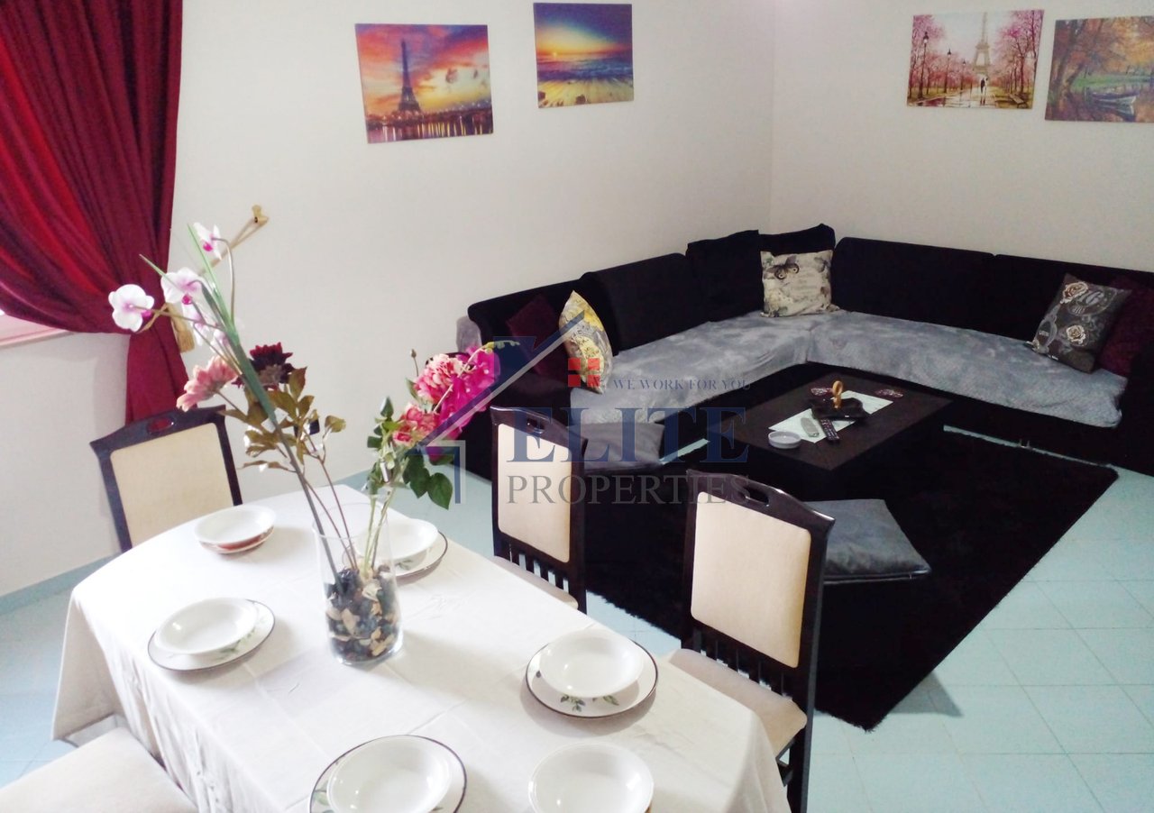 Rruga Mine Peza, apartament 3+1 me qira