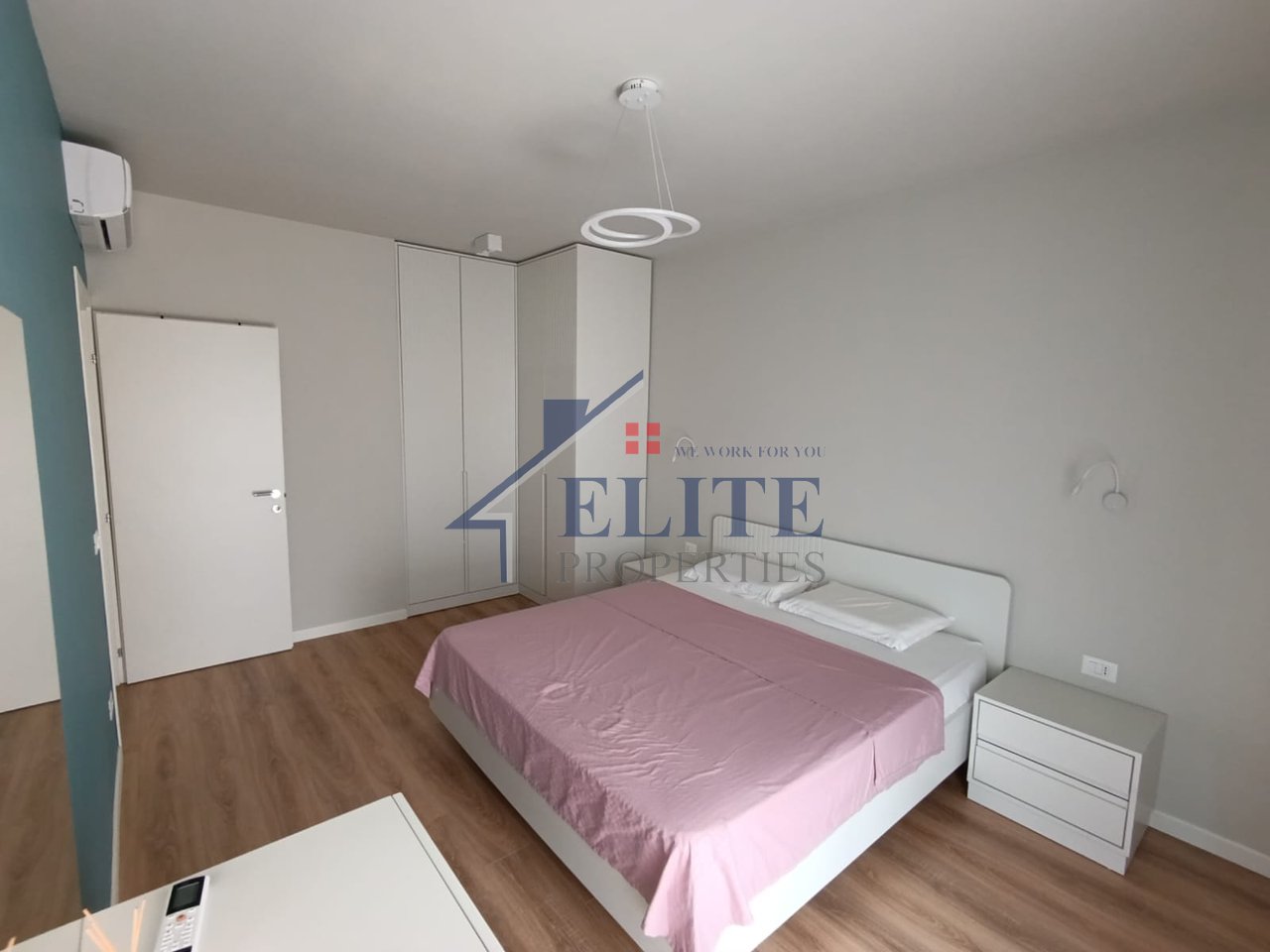 Residenca Botaniku, apartament 2+1 në shitje