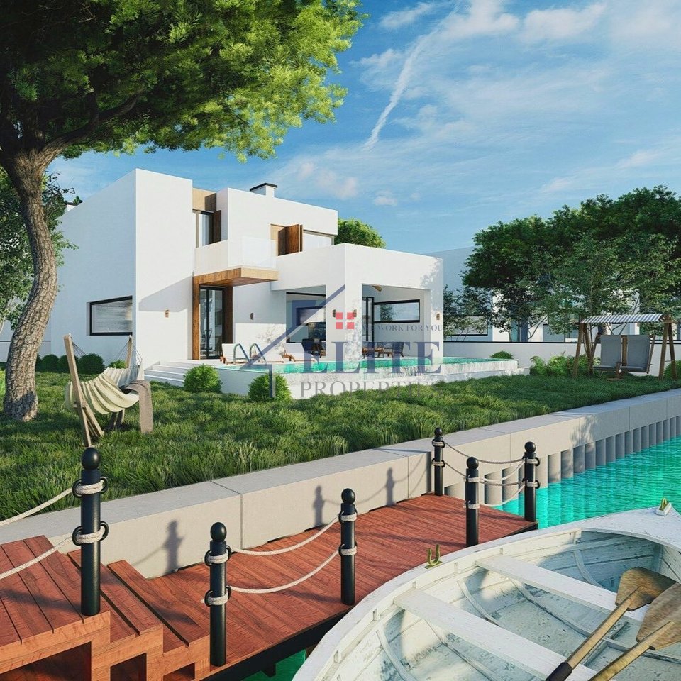 Turquoise Marina Hamallaj, vilë në shitje