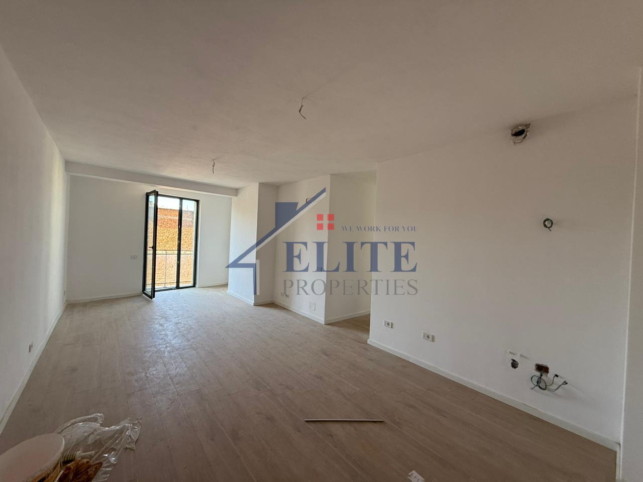 Via Mine Peza, ufficio in affitto