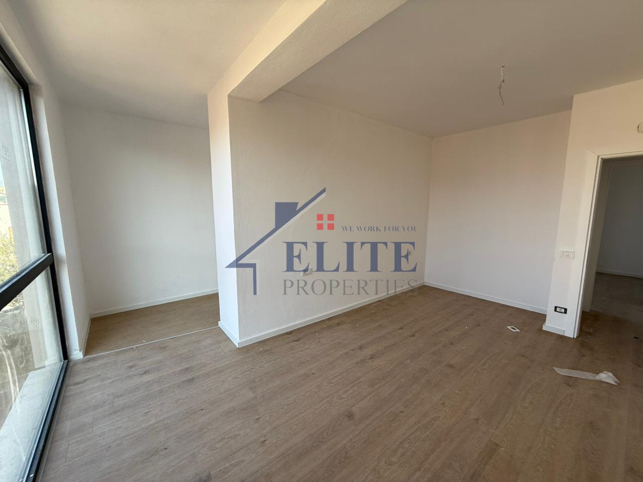 Via Mine Peza, ufficio in affitto