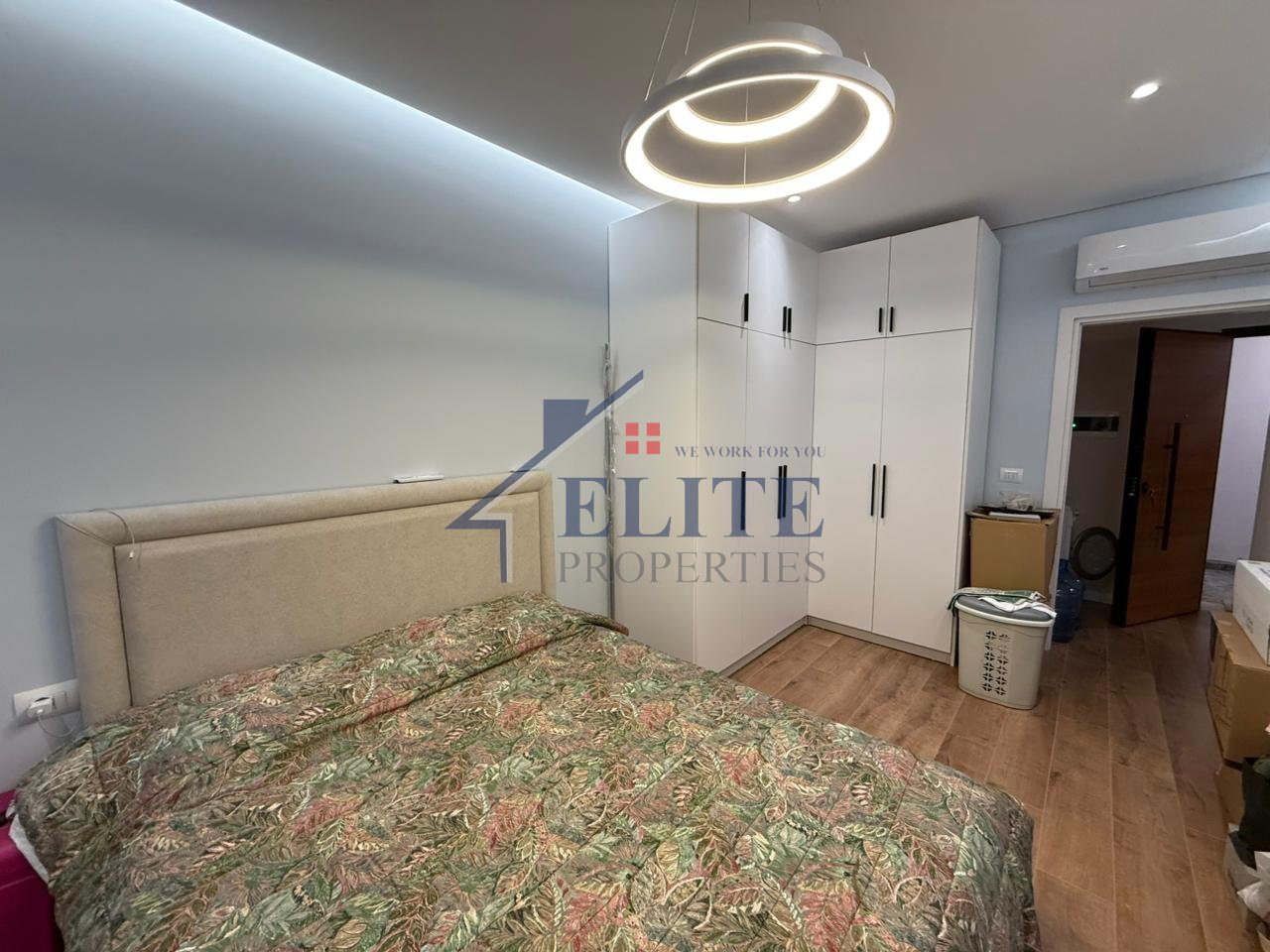 Zogu i Zi, apartament 1+1 me qira