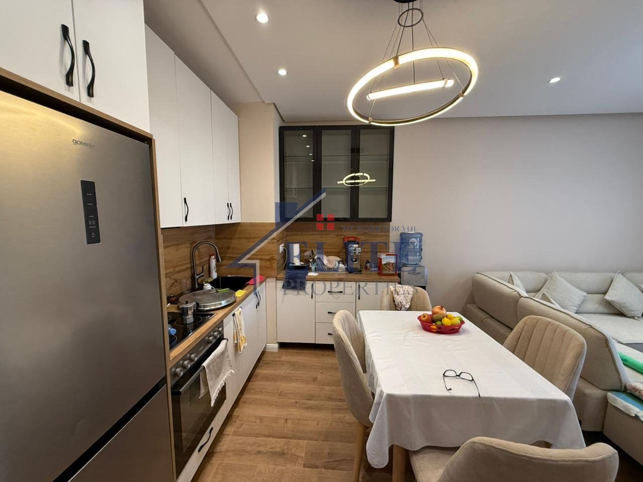 Zogu i Zi, apartament 1+1 me qira
