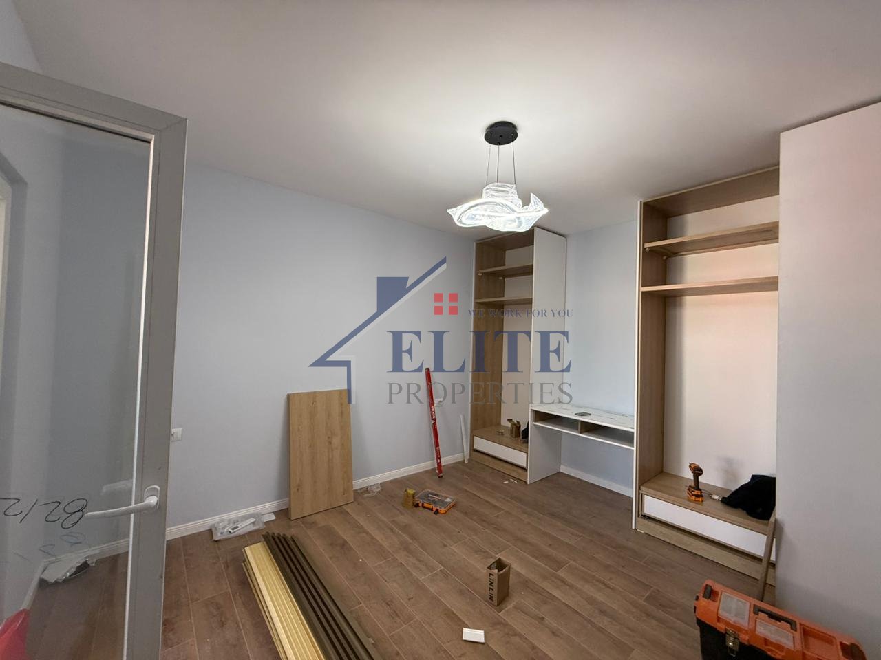 Zogu i Zi, apartament 1+1 me qira