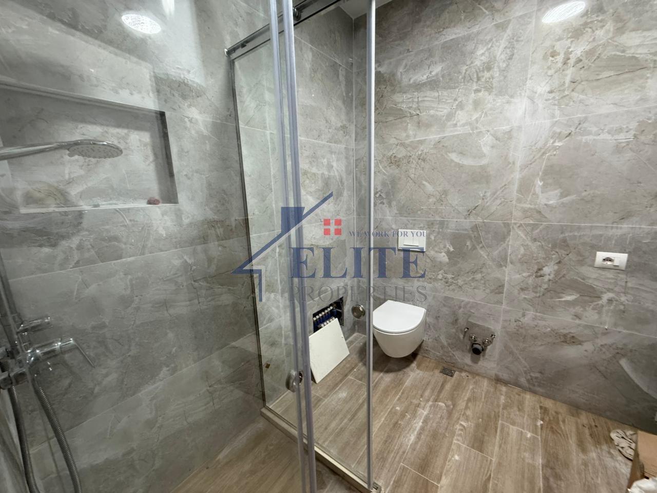 Zogu i Zi, apartament 1+1 me qira