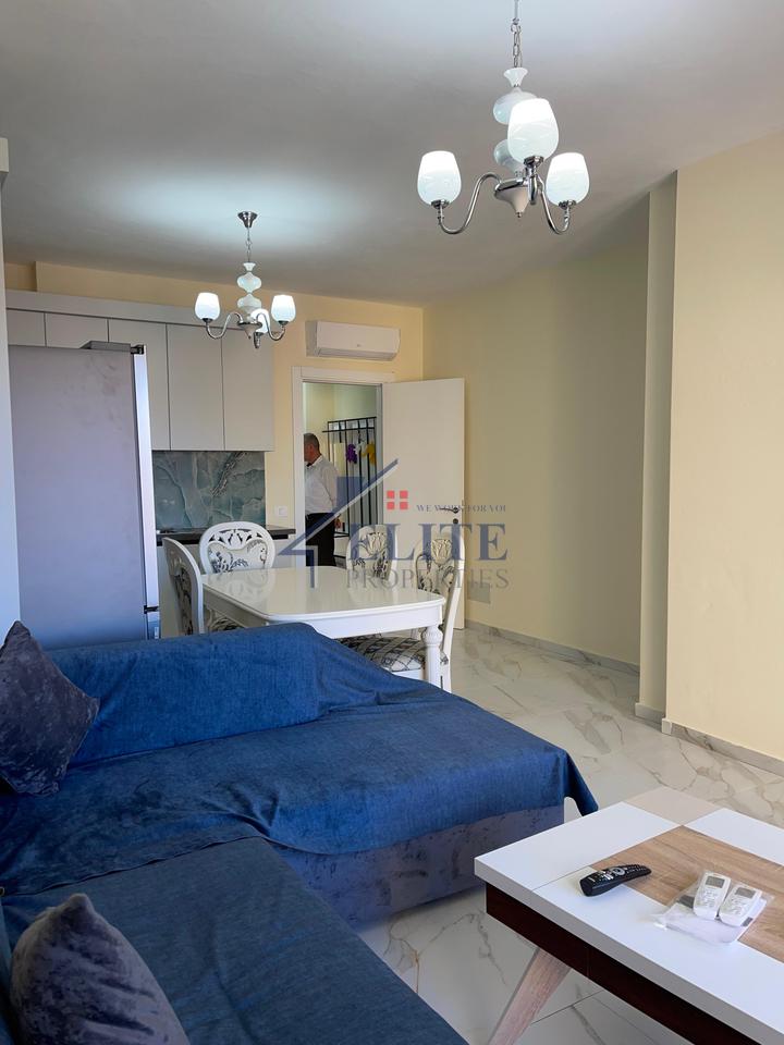 Pazari i Ri – Appartamento 1+1 in affitto