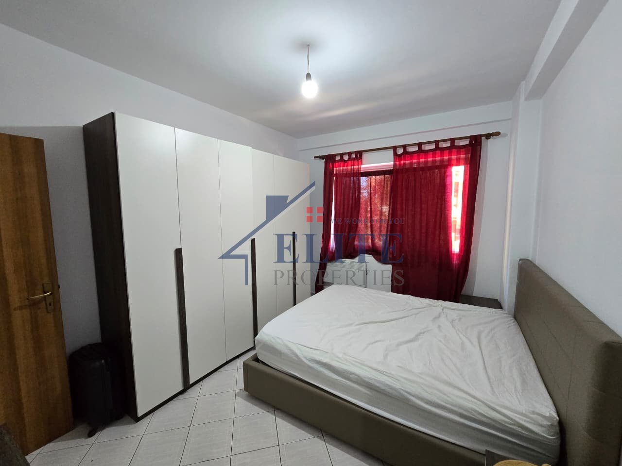 Astir, Tiranë – apartament 2+1+2 ne shitje