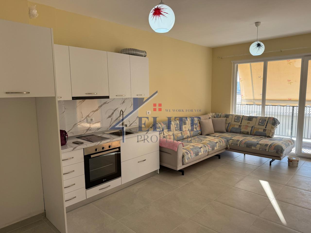 Univers City, apartament 2+1 me qira