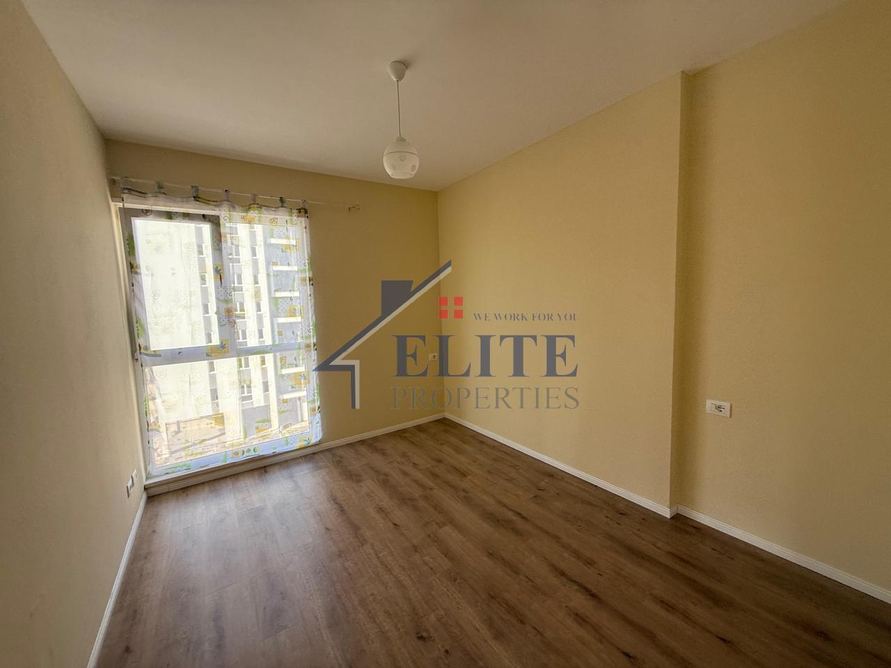 Univers City, apartament 2+1 me qira