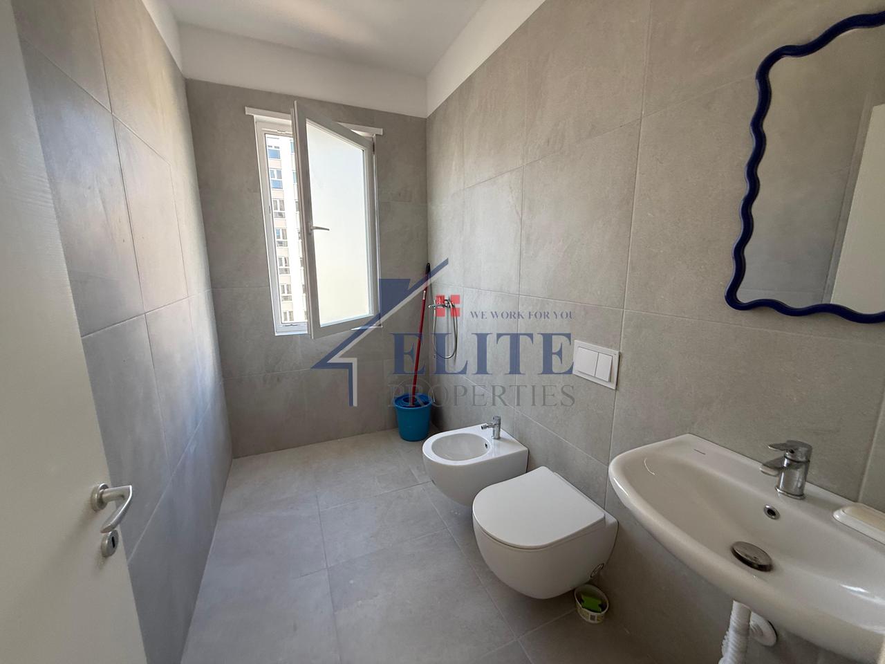 Univers City, apartament 2+1 me qira
