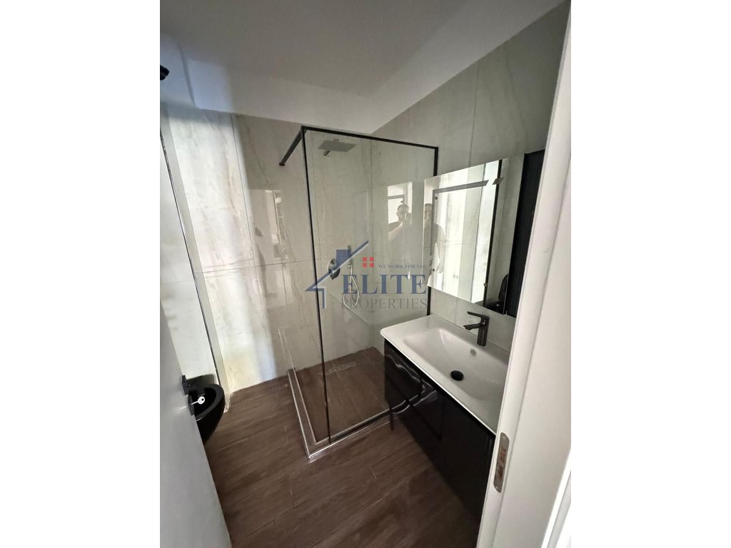 Lake Land Farkë, three bedroom apartment for rent