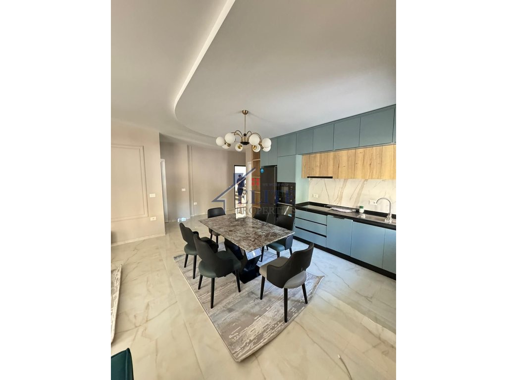 Lake Land Farkë, three bedroom apartment for rent