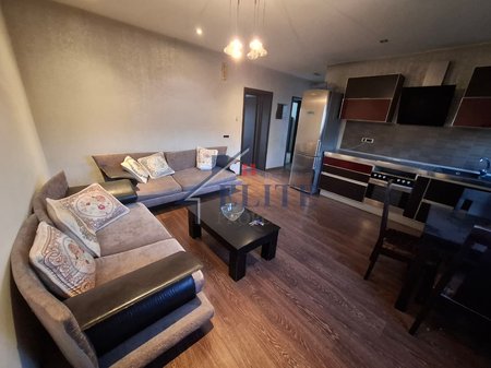 Apartment for rent – Hoxha Tahsim Street