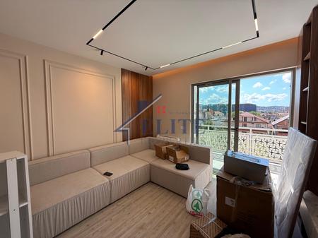 Fusha e Aviacionit, apartament 1+1 me qira