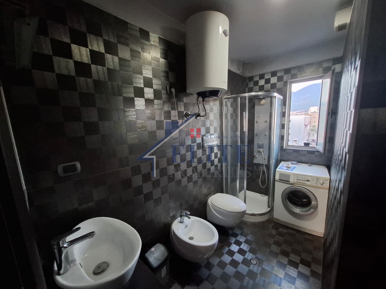 Apartment for rent – Hoxha Tahsim Street