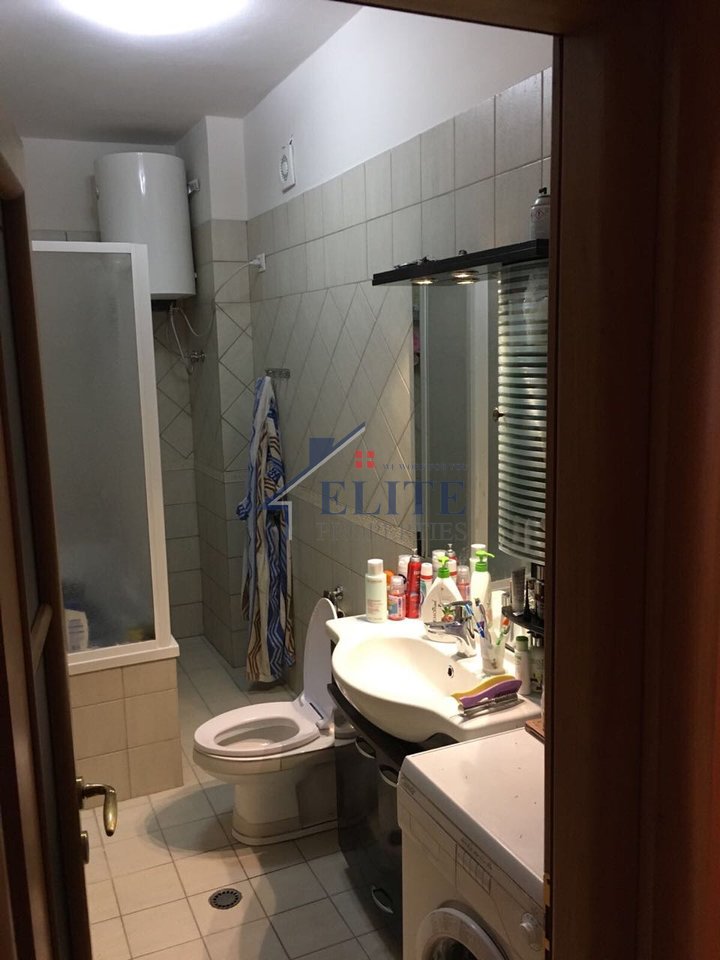 Rruga e Elbasanit, apartament 2+1 me qira