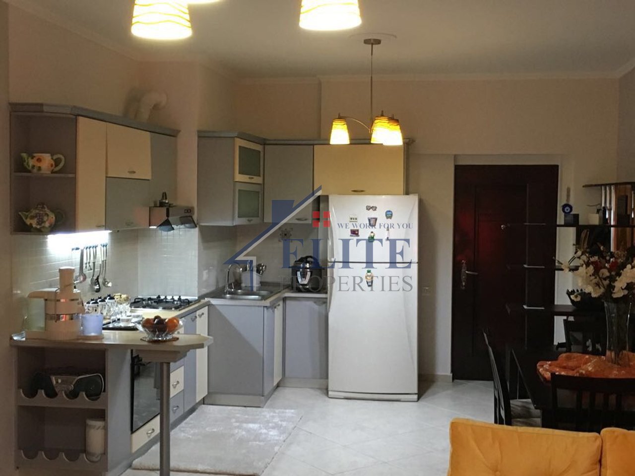 Rruga e Elbasanit, apartament 2+1 me qira