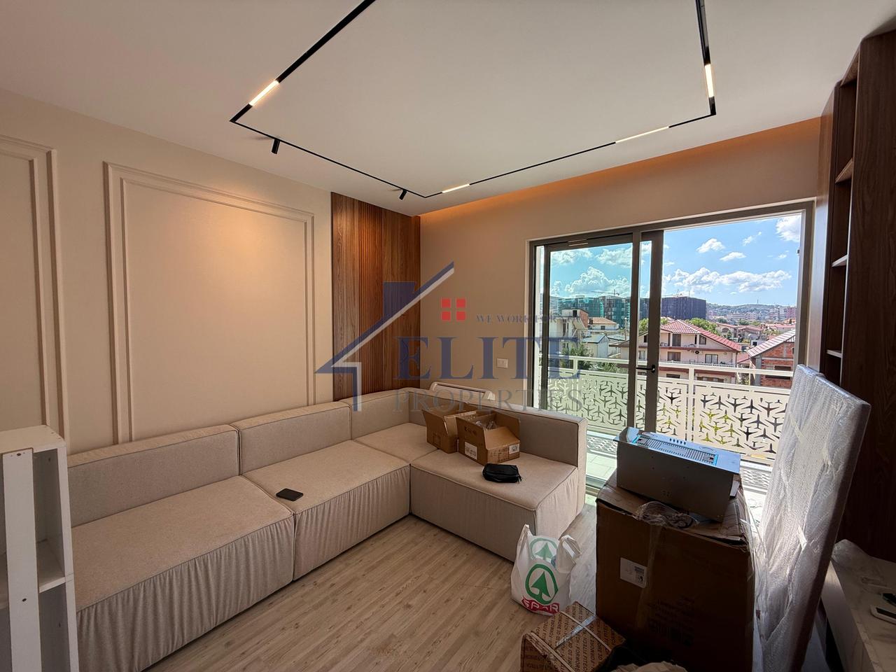 Fusha e Aviacionit, apartament 1+1 me qira