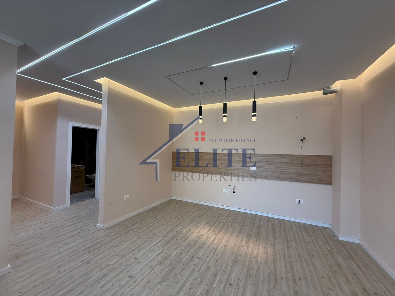 Ish Fusha e Aviacionit, apartament 2+1 për qira